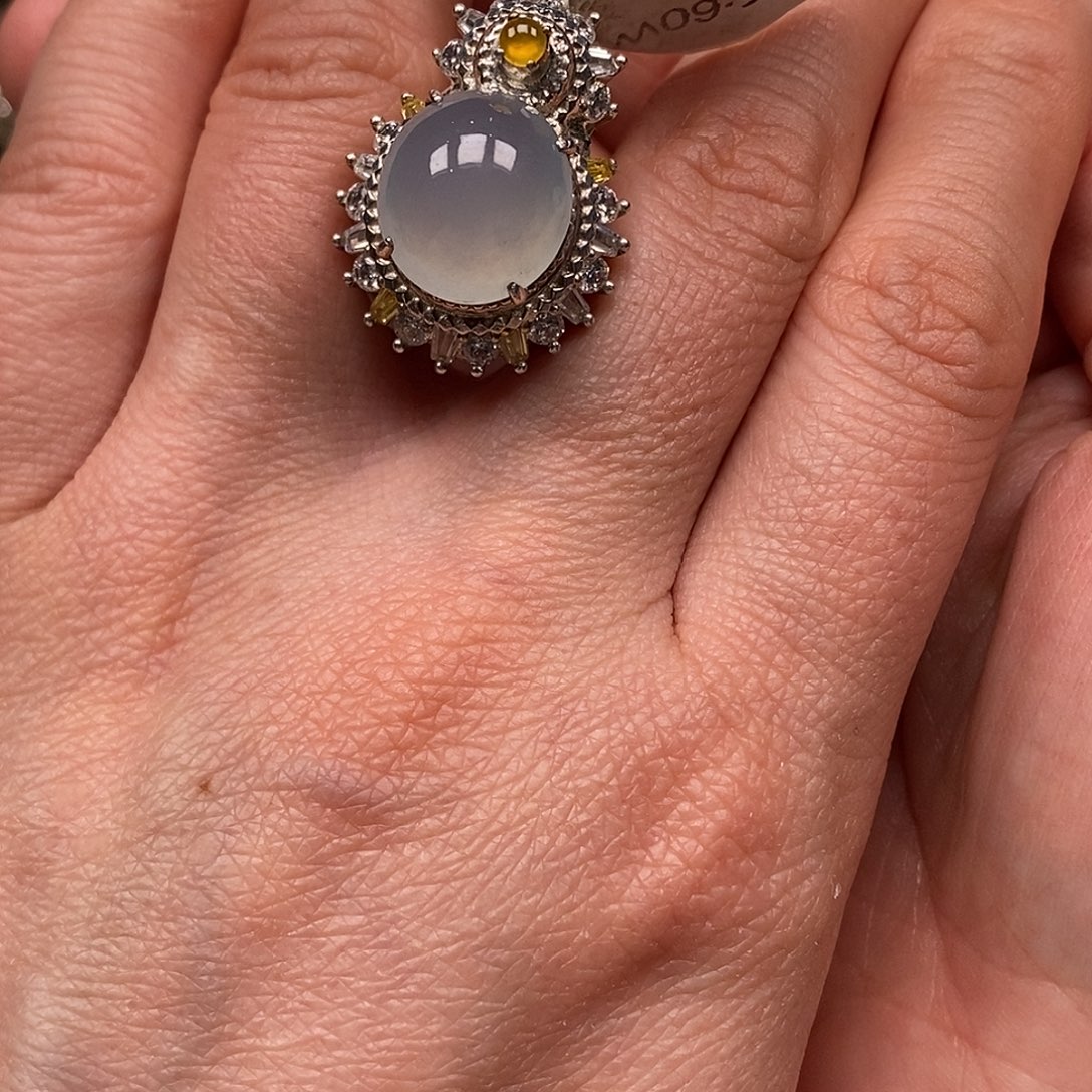 翡翠戒指未镶嵌翡翠蛋面