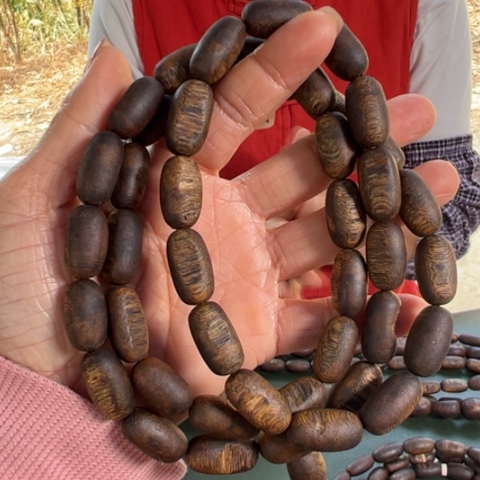 沉香手串白棋46克卡1.0多样性发1条