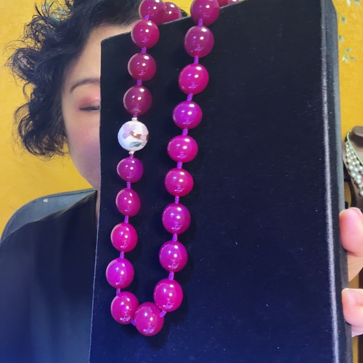 小***黎玛瑙/玉髓未镶嵌颈饰