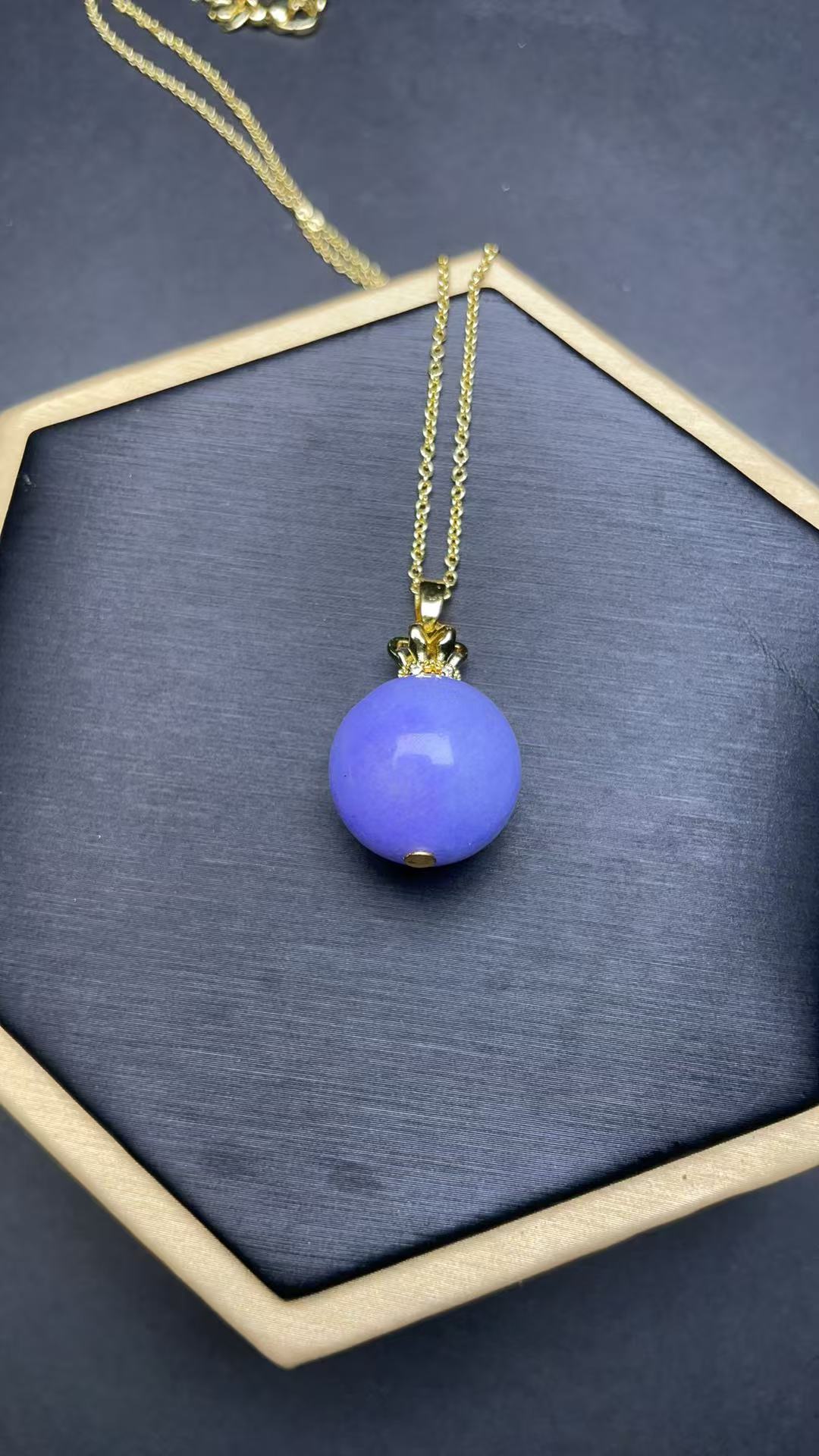 《百世璀璨》《百世璀璨》轻奢气质时尚百搭简约精致吊坠lx7190303