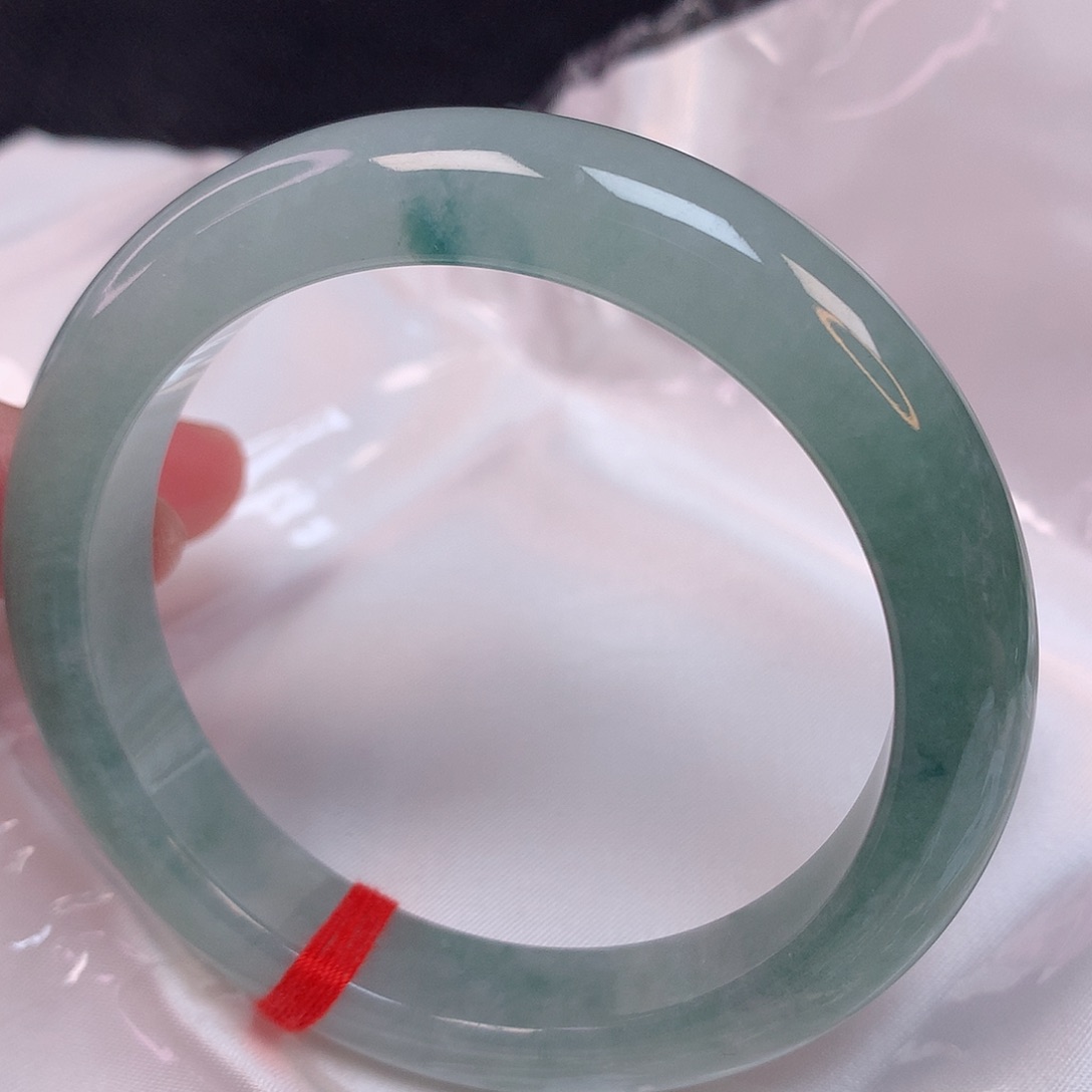 翡翠手镯未镶嵌57 翡翠手镯