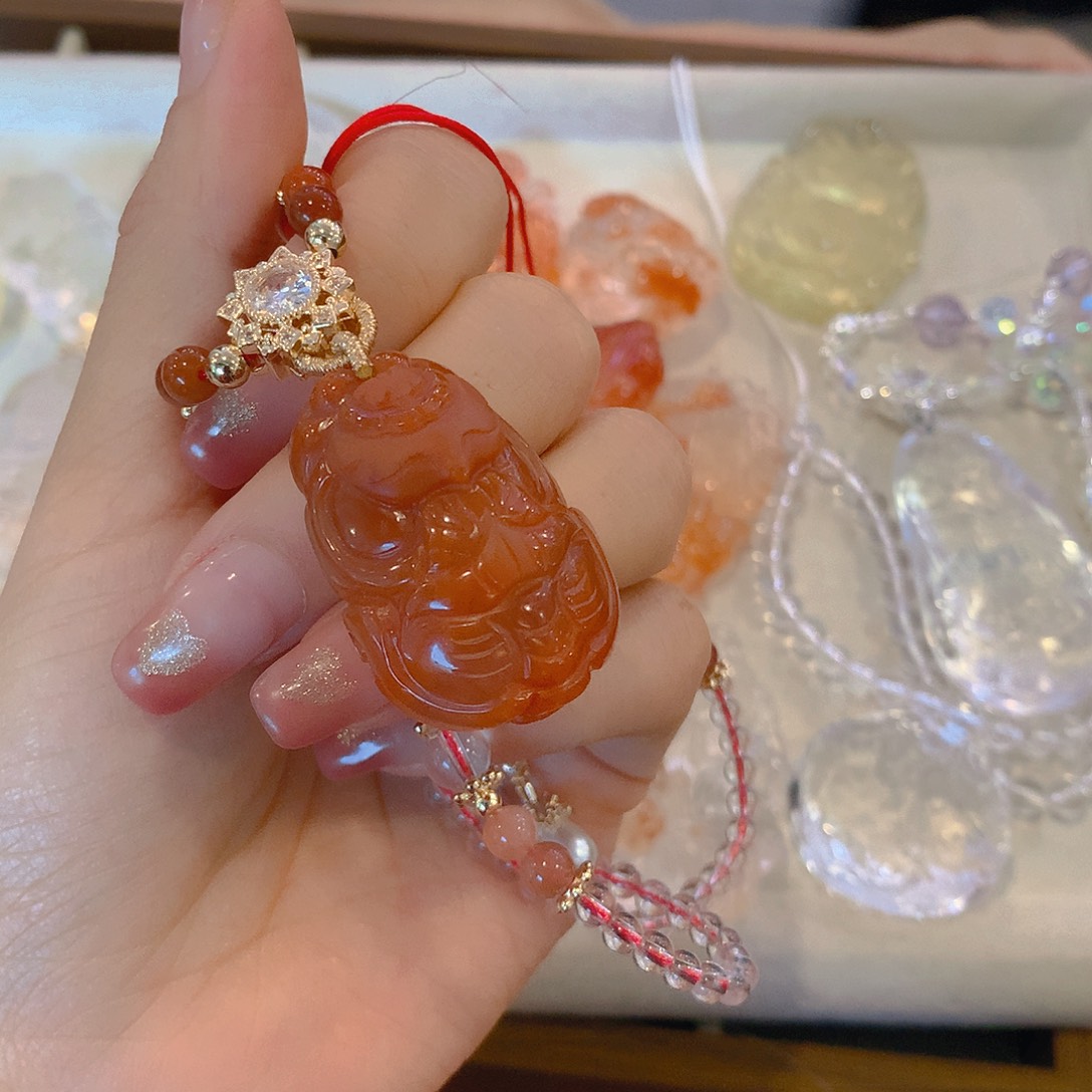 水晶吊坠(不含链)未镶嵌B****E