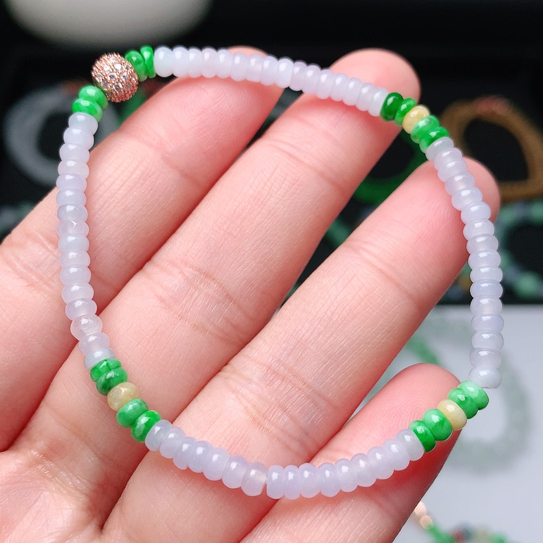 翡翠手链未镶嵌翡翠