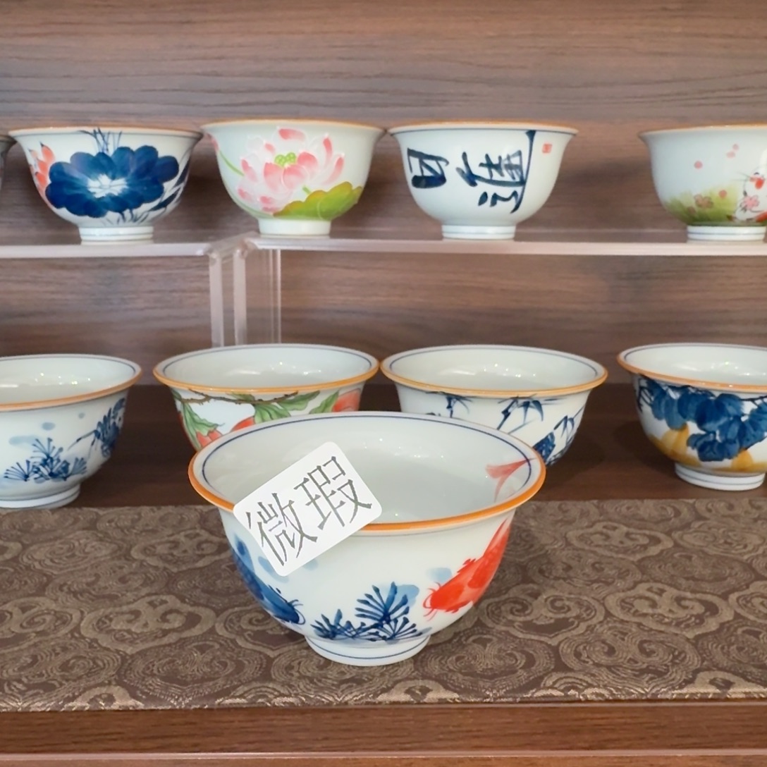 釉下手绘茶具微瑕