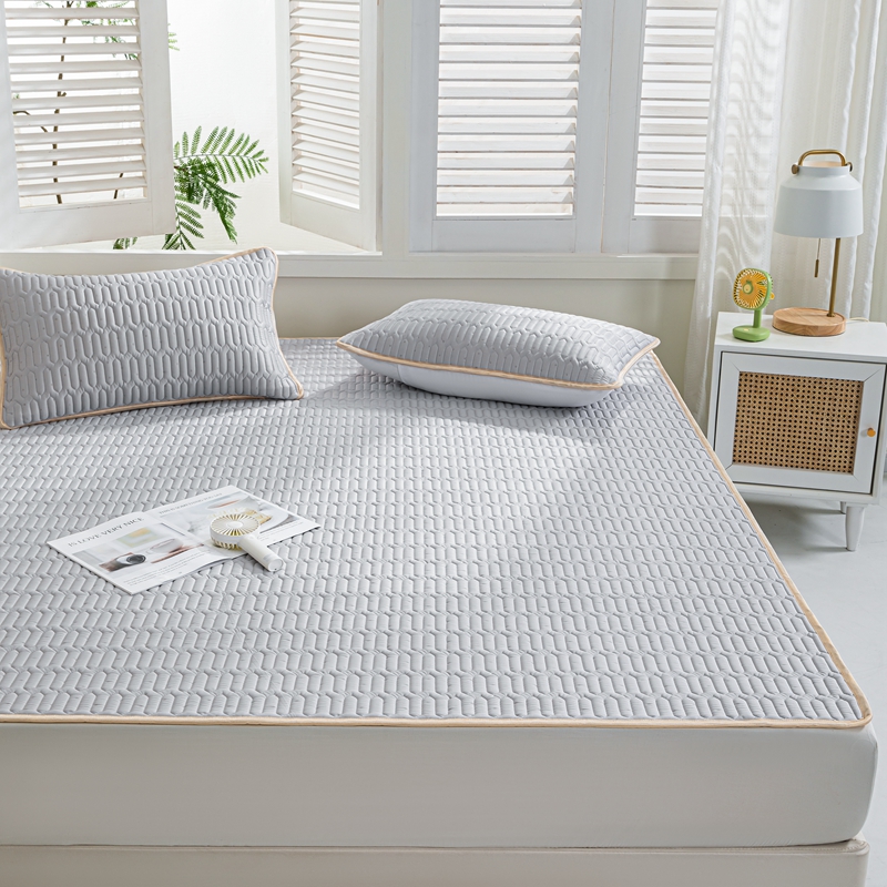 泰国进口乳胶0.6加厚款冰丝可机洗可折叠三件套乳胶软凉席纯色