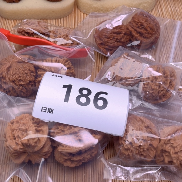 文玩核桃把件186号6对