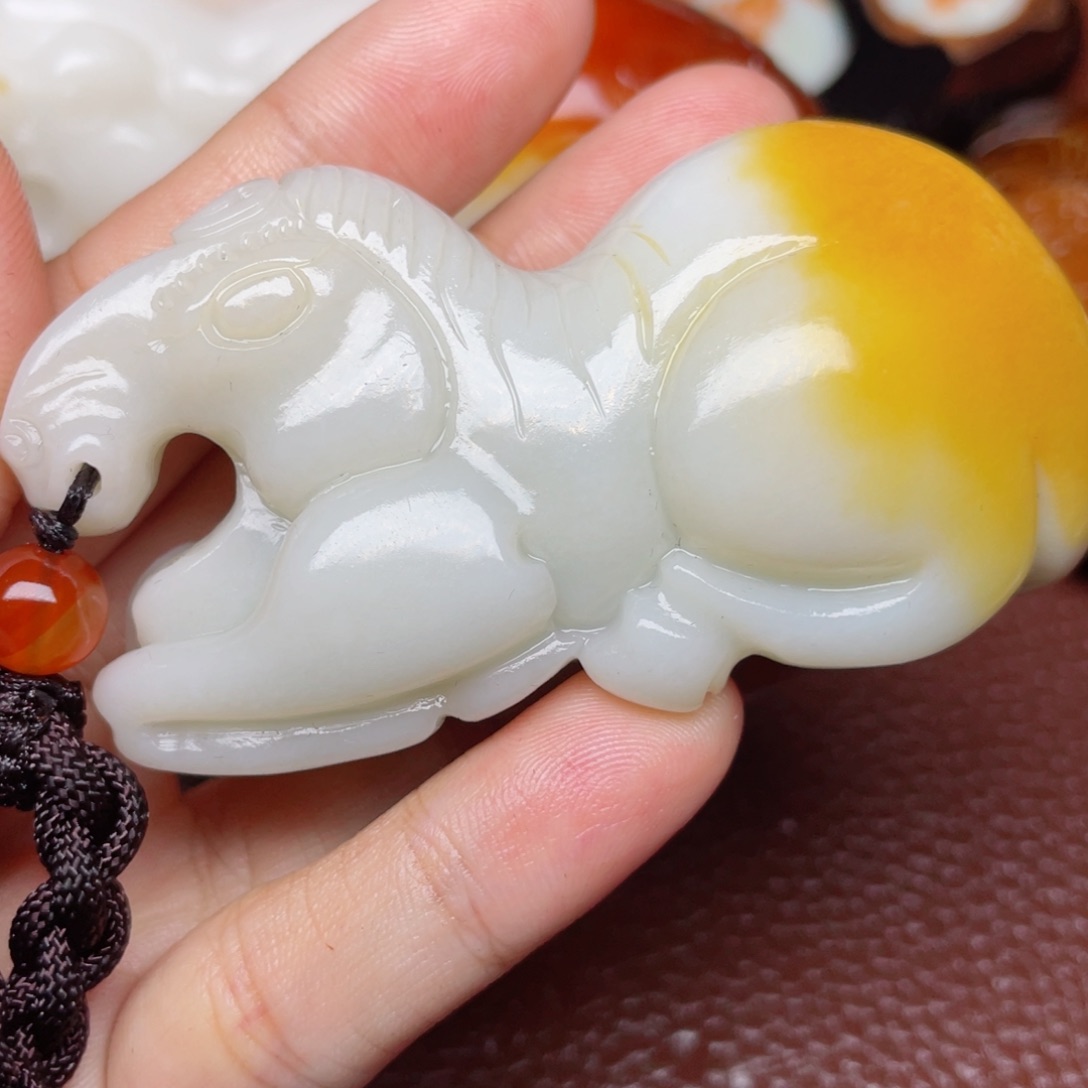 和田玉颈饰未镶嵌一*