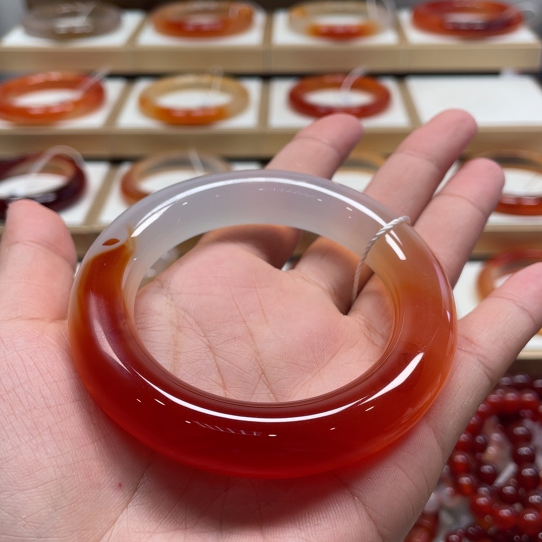 玛瑙/玉髓未镶嵌手镯