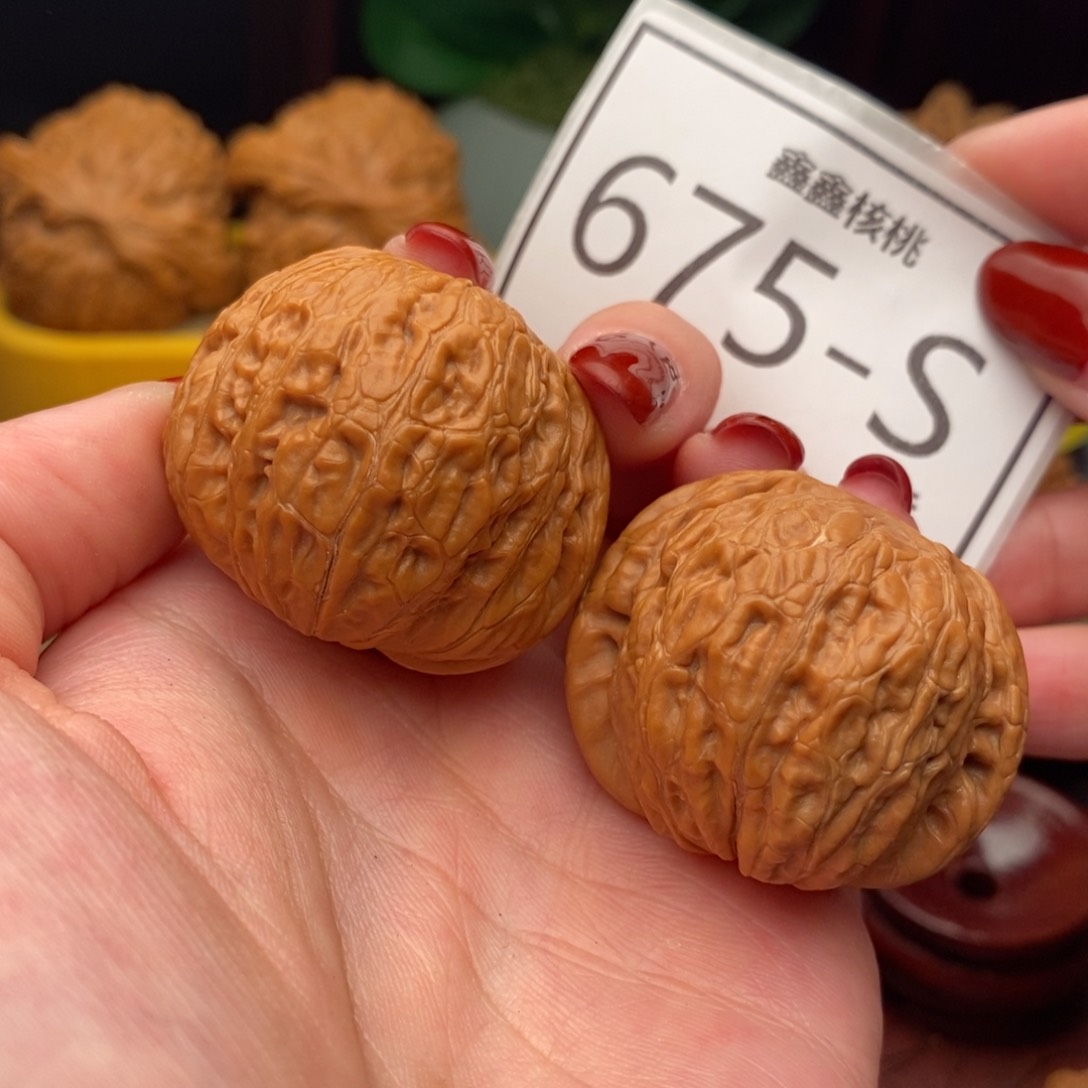 文玩核桃把件铁锤38