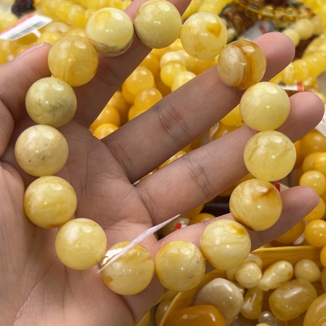 琥珀珠宝奇石未镶嵌