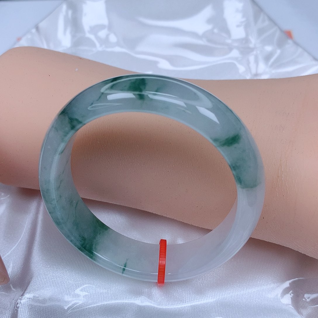 【闪购商品】翡翠手镯未镶嵌，50