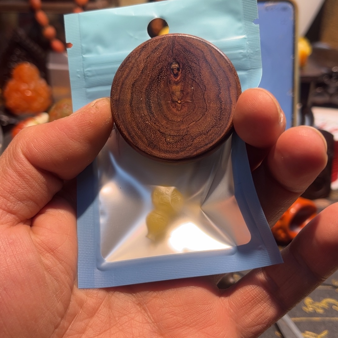 中***天贡木精品小配件特价处理