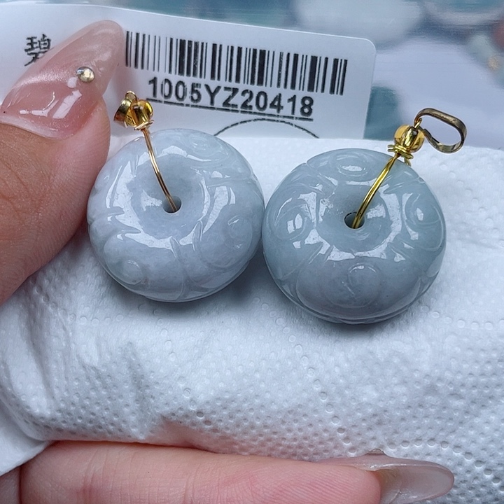 吊坠(不含链)未镶嵌翡翠