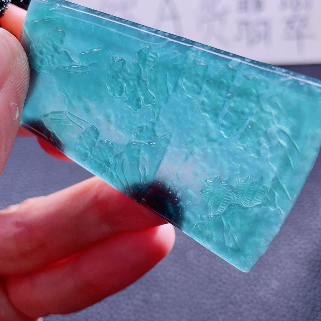 翡翠颈饰未镶嵌888888888