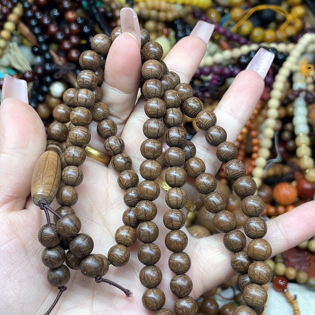 维腊木（绿檀）无事牌