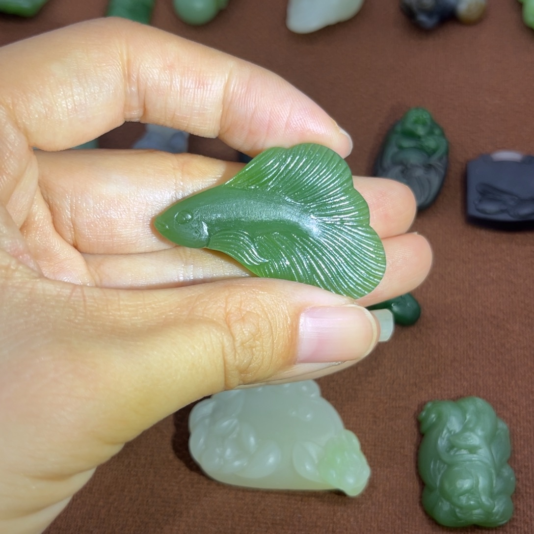 和田玉（碧玉）未镶嵌颈饰