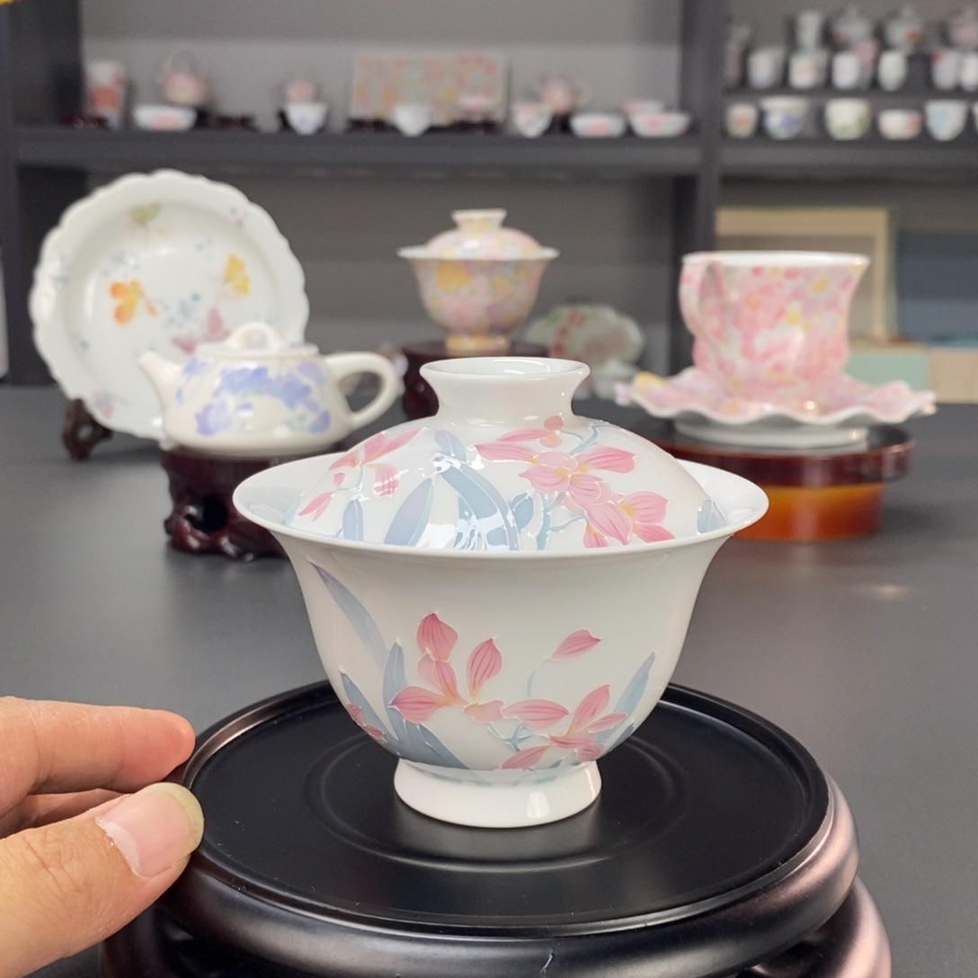 兰花盖碗釉下手绘高温