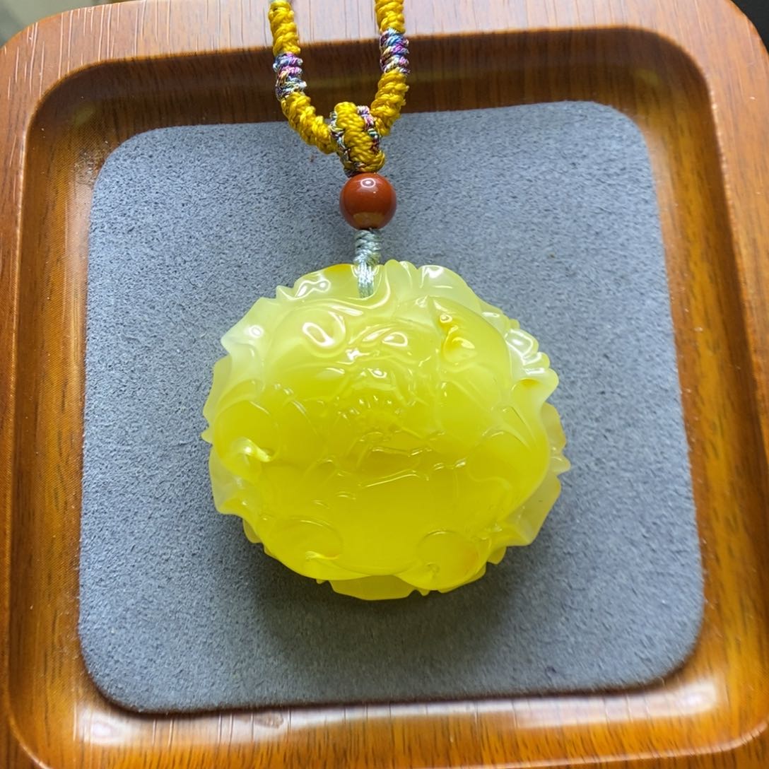 蜜蜡颈饰未镶嵌兜*米郎