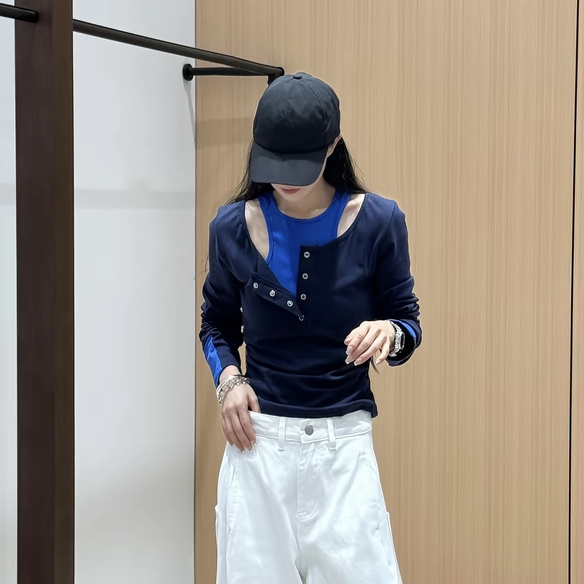 撞色假两件～假两件设计感修身显瘦短款长袖T恤