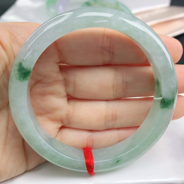 翡翠手镯未镶嵌冰飘花58