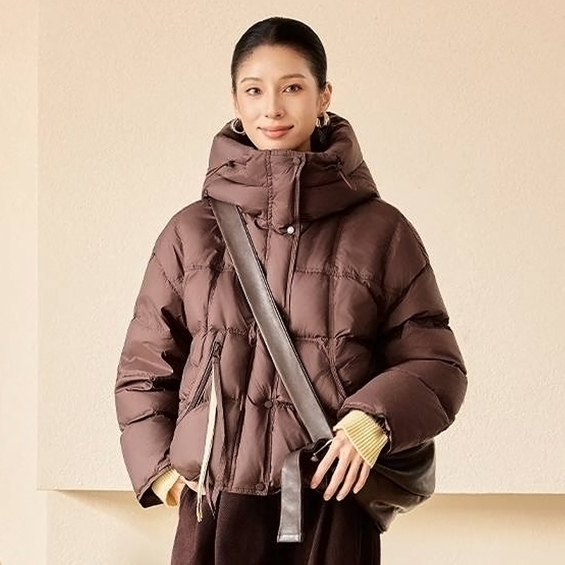 YRSZS20A麦寻2025冬短款连帽羽绒服女冬季加厚保暖面包服时尚外套