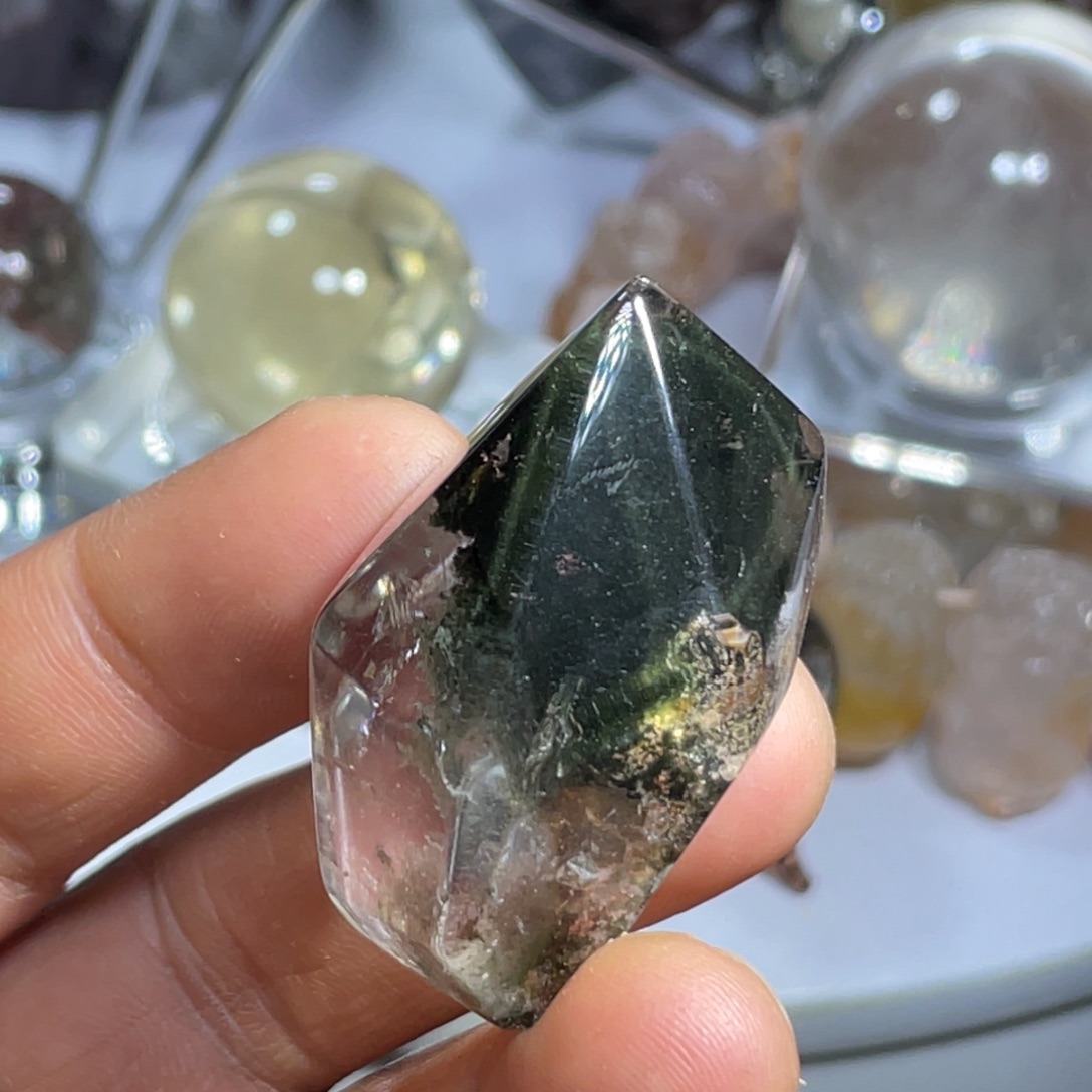 未镶嵌水晶珠宝半成品