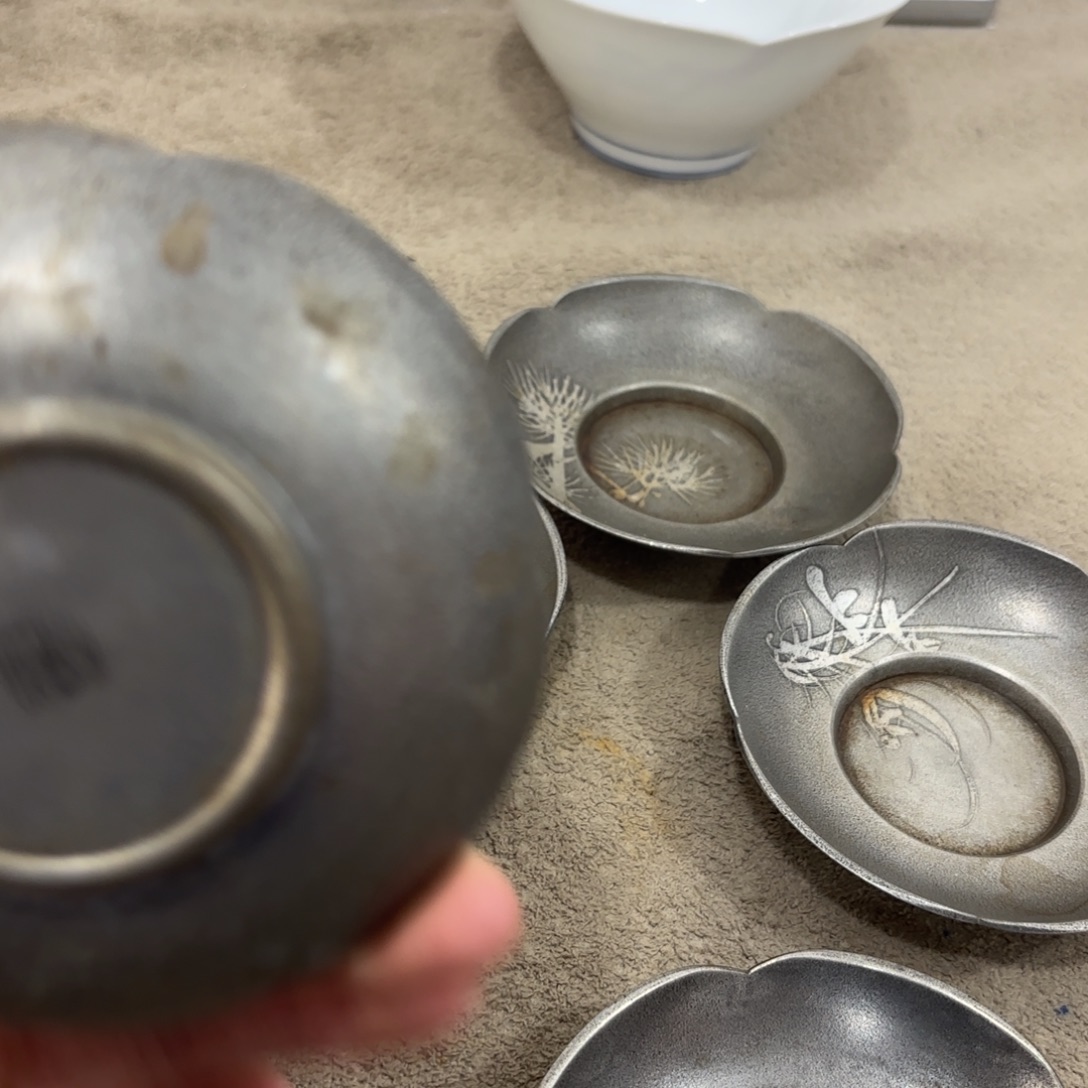 瓷片非常好看漂亮的物品 