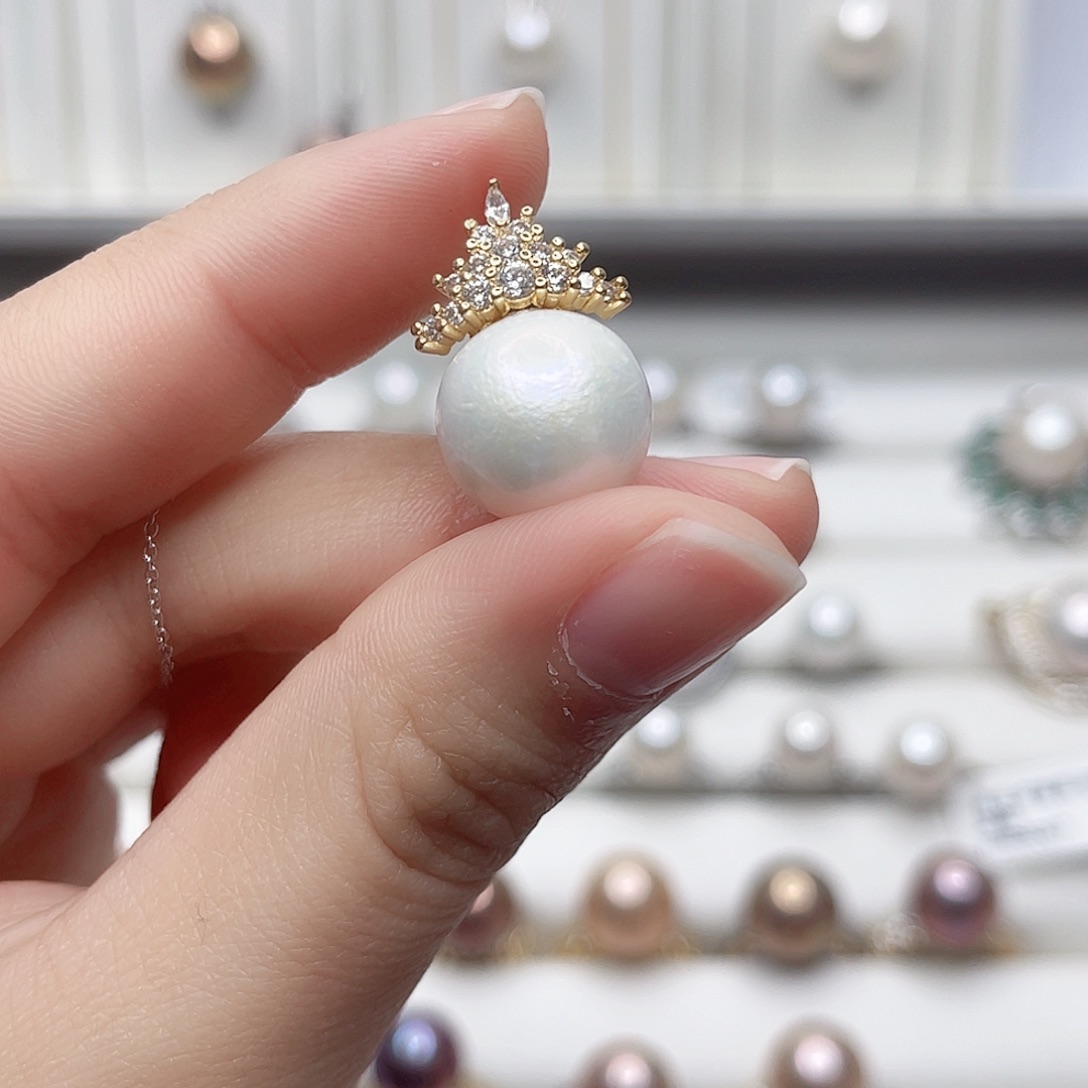 淡水珍珠吊坠(赠链)未镶嵌