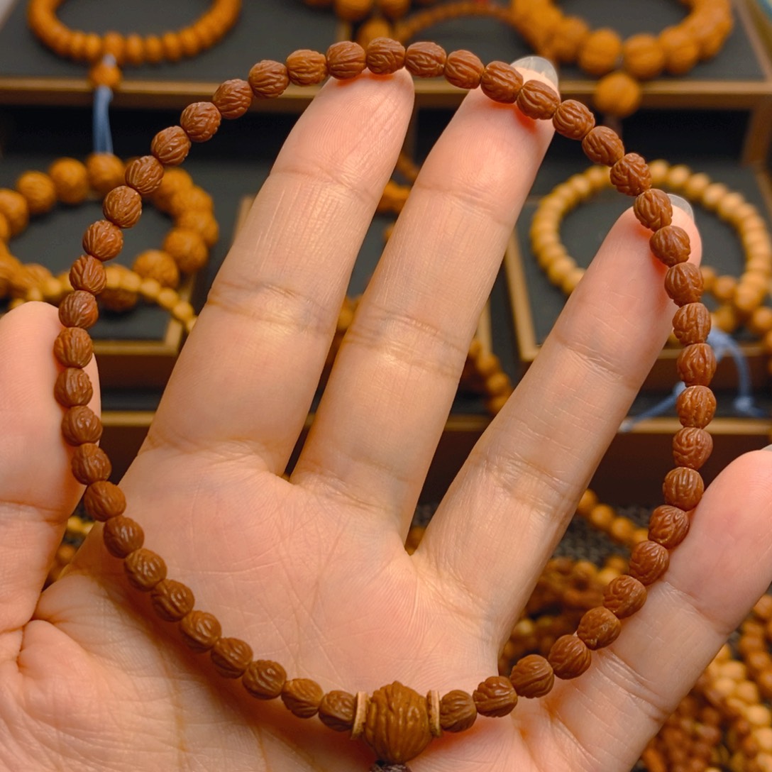 ゞ***じ吊坠桃核秦岭森林05