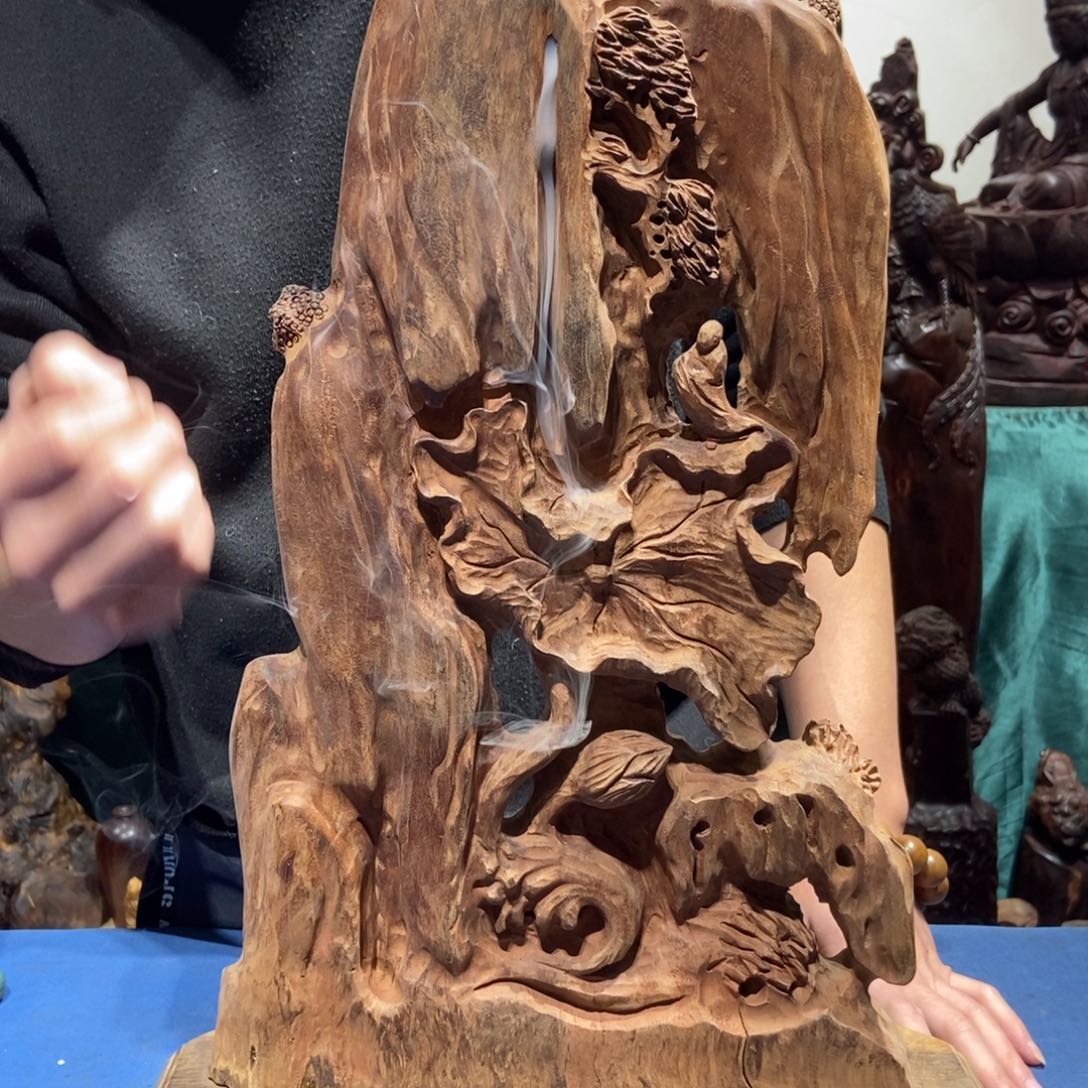 檀香紫檀（小叶紫檀）人****邓