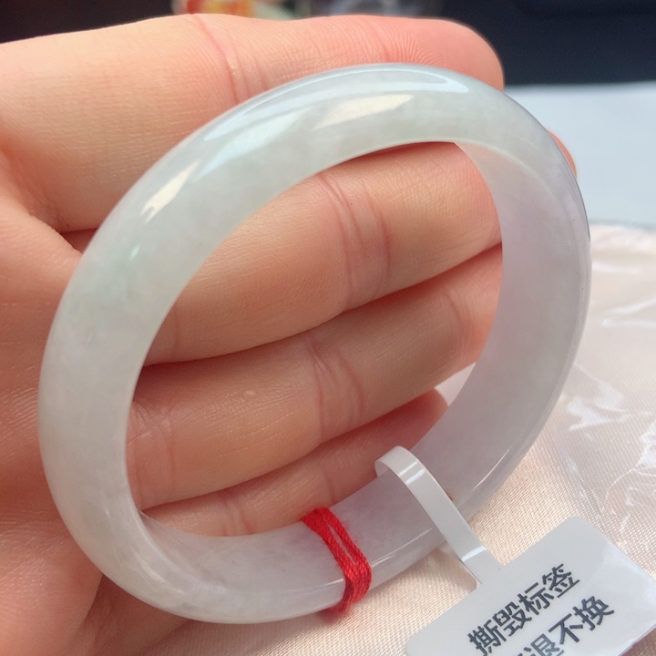 翡翠手镯未镶嵌52圈贵妃