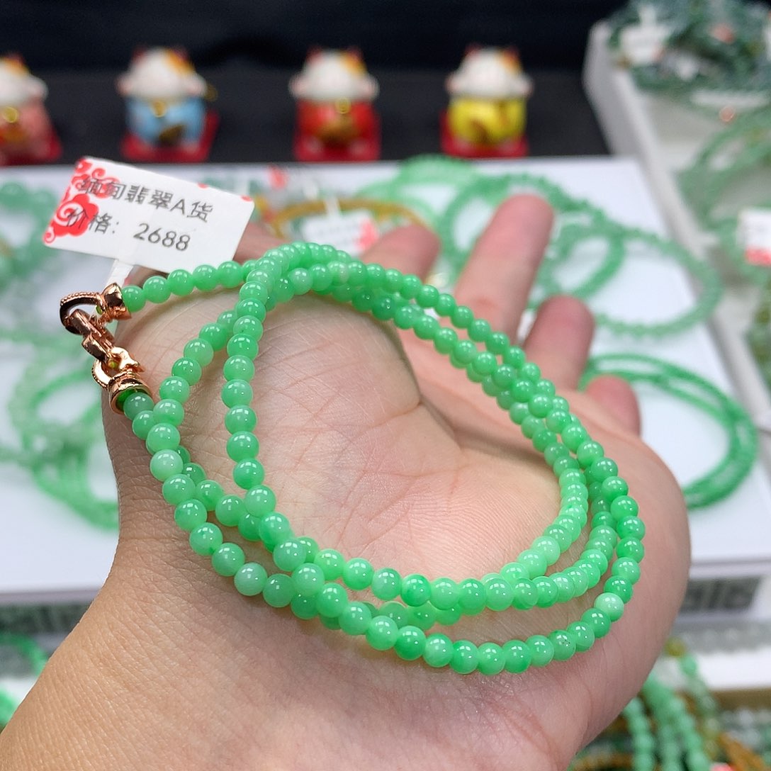 翡翠手链未镶嵌翡翠