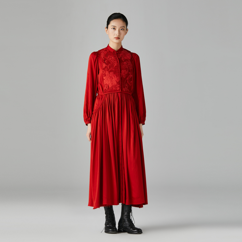 EXCEPTION例外打条绣花收腰连衣裙AA23-A1J02