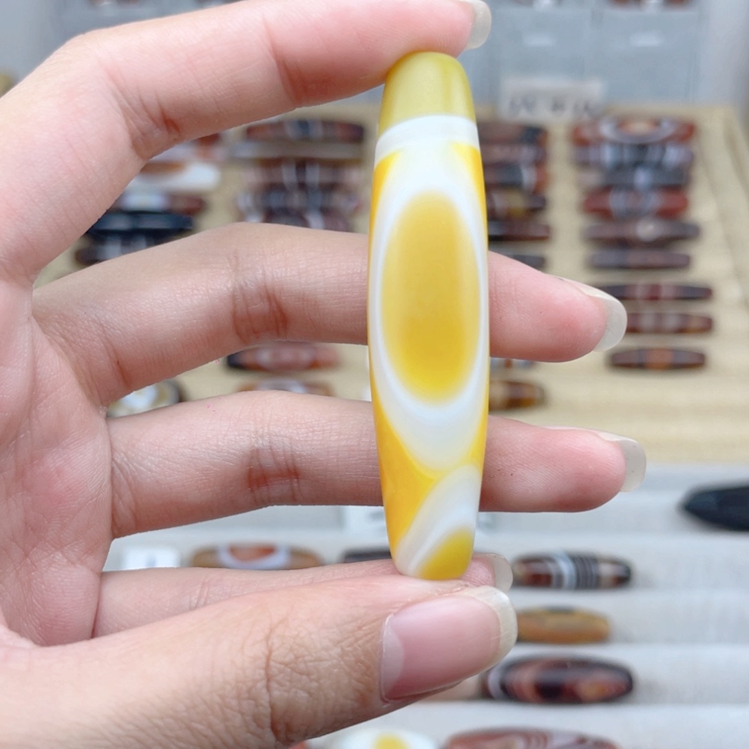 用***3玛瑙/玉髓合金颈饰