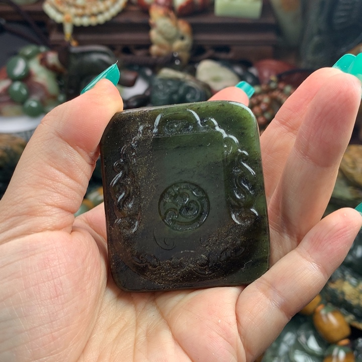 岫岩河磨玉（透闪石质玉）手把未镶嵌