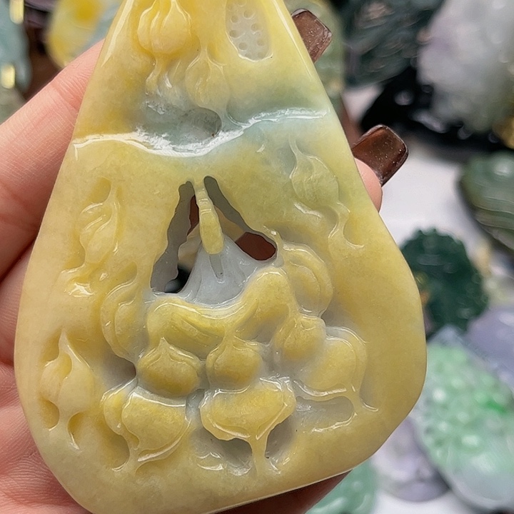 鳳***生翡翠未镶嵌颈饰挂件