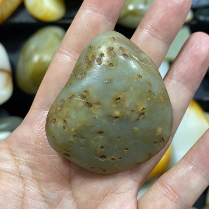 和田玉（糖玉）未镶嵌挂件