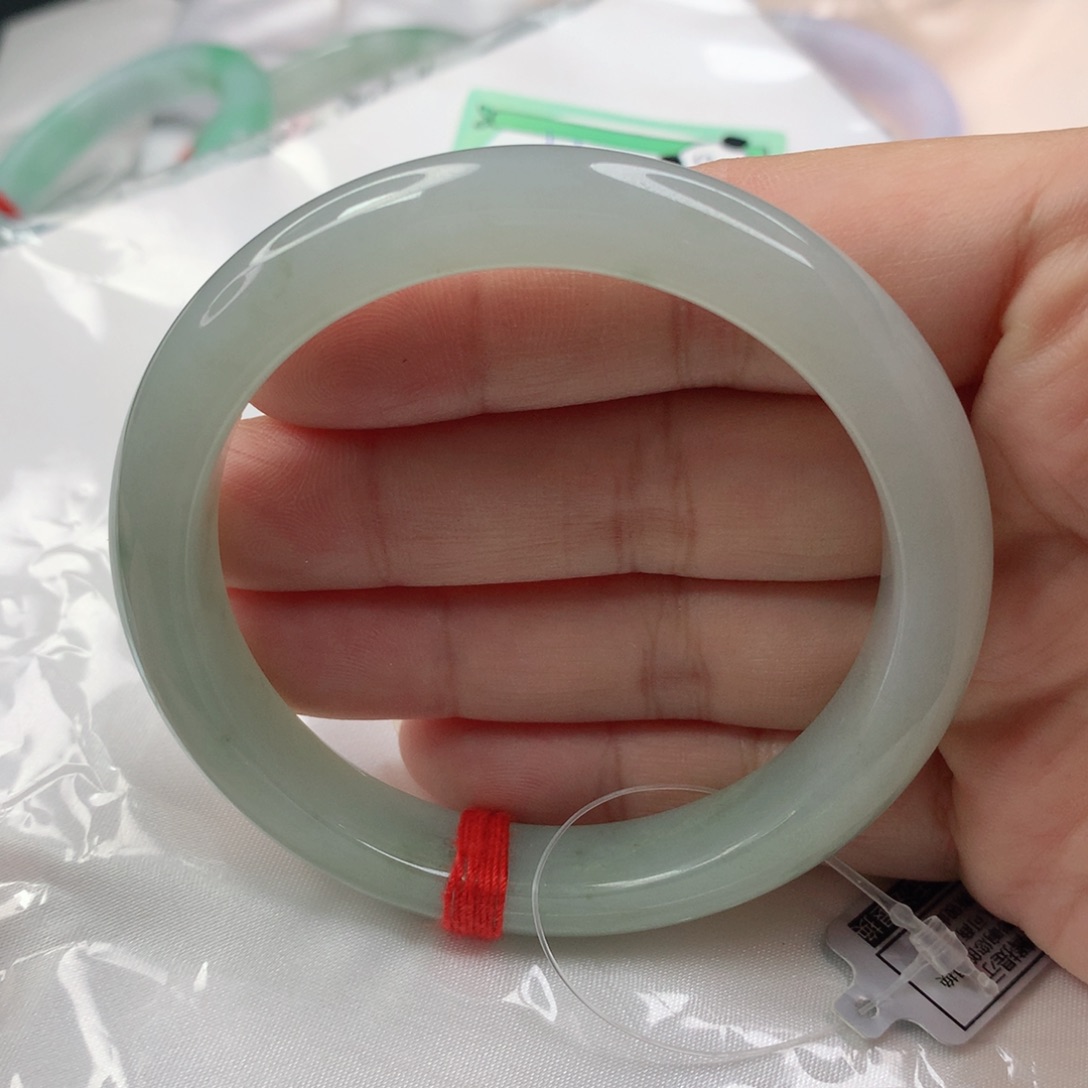 未镶嵌手镯翡翠4
