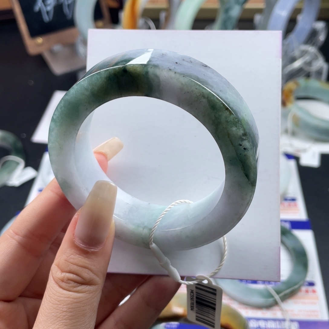 定制翡翠未镶嵌基地质检发货基地质检发货