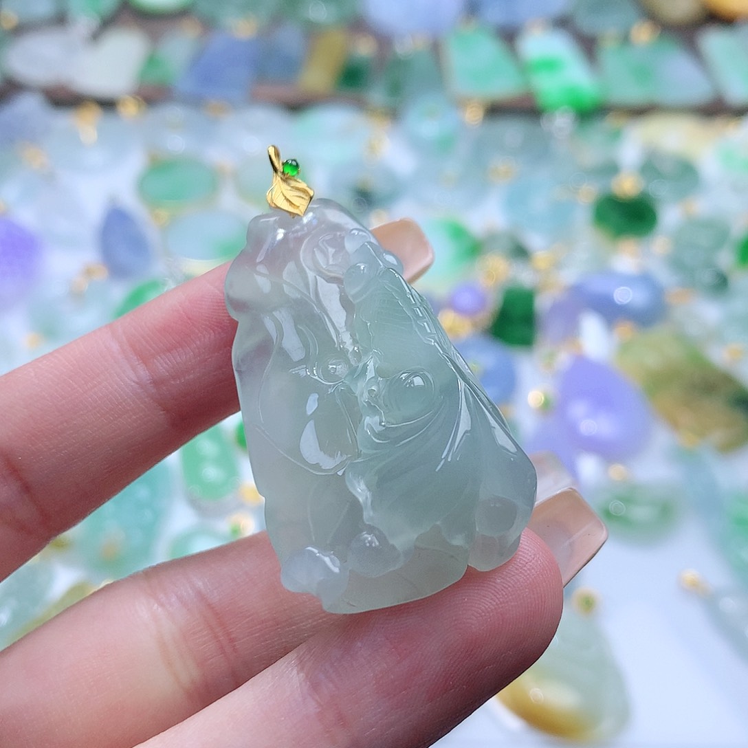 翡翠颈饰未镶嵌翡翠