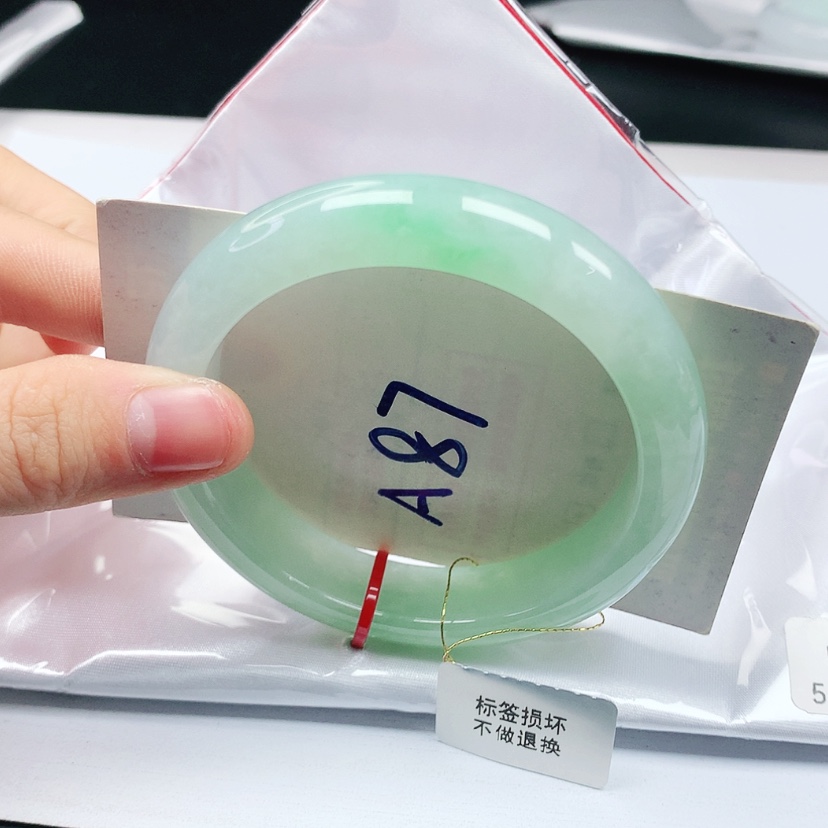 【闪购商品】翡翠手镯未镶嵌天然缅甸a货手镯56+