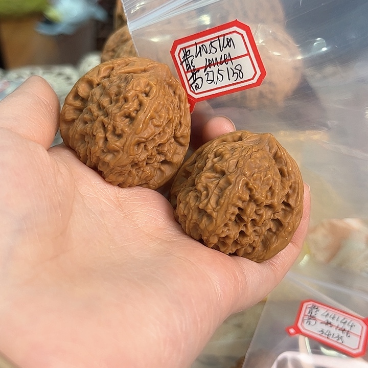 文玩核桃把件赵喜满南将石