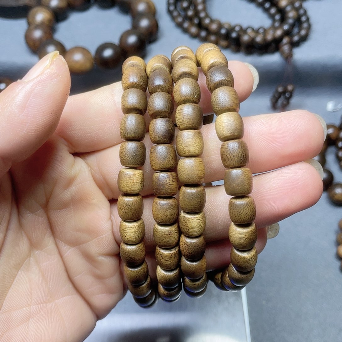 沉香手串富森红土