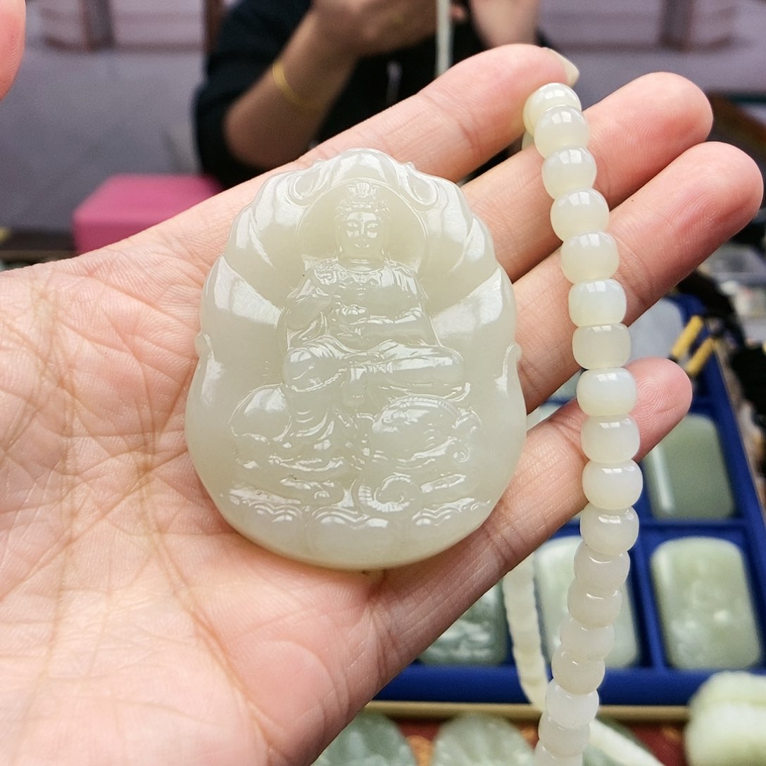 【闪购商品】和田玉颈饰未镶嵌滕****渚