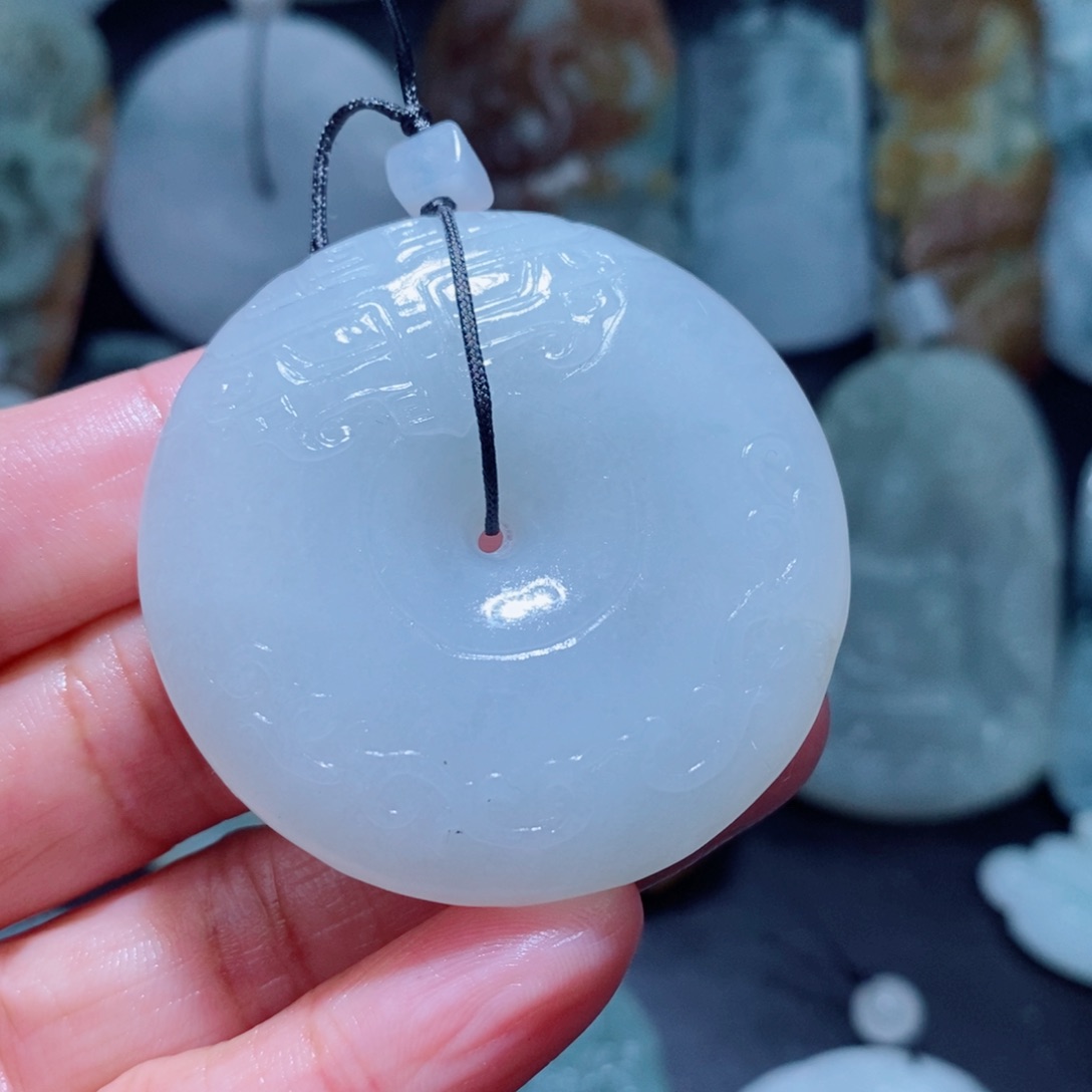 野***落定制翡翠未镶嵌翡翠