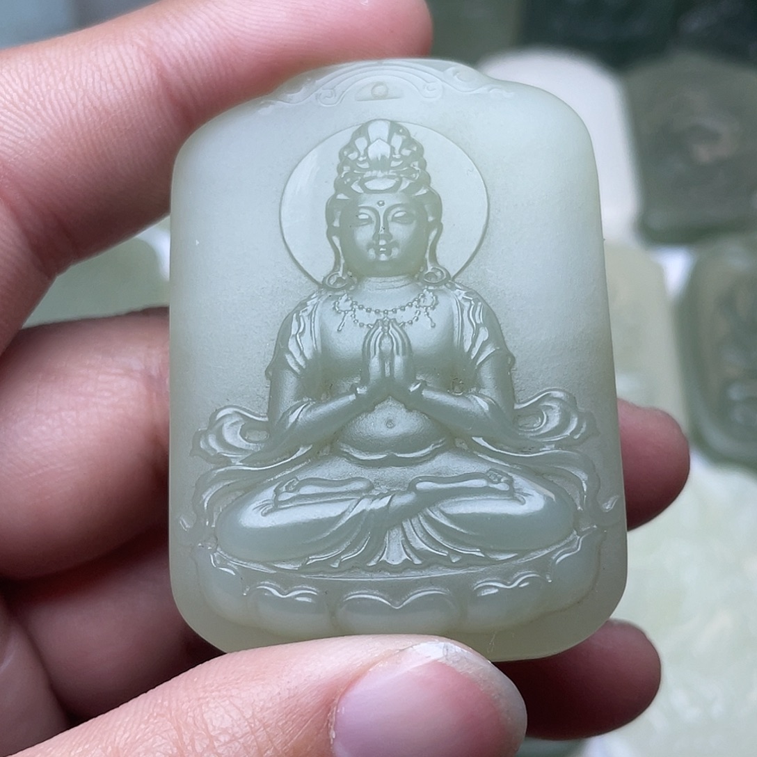 和田玉未镶嵌颈饰