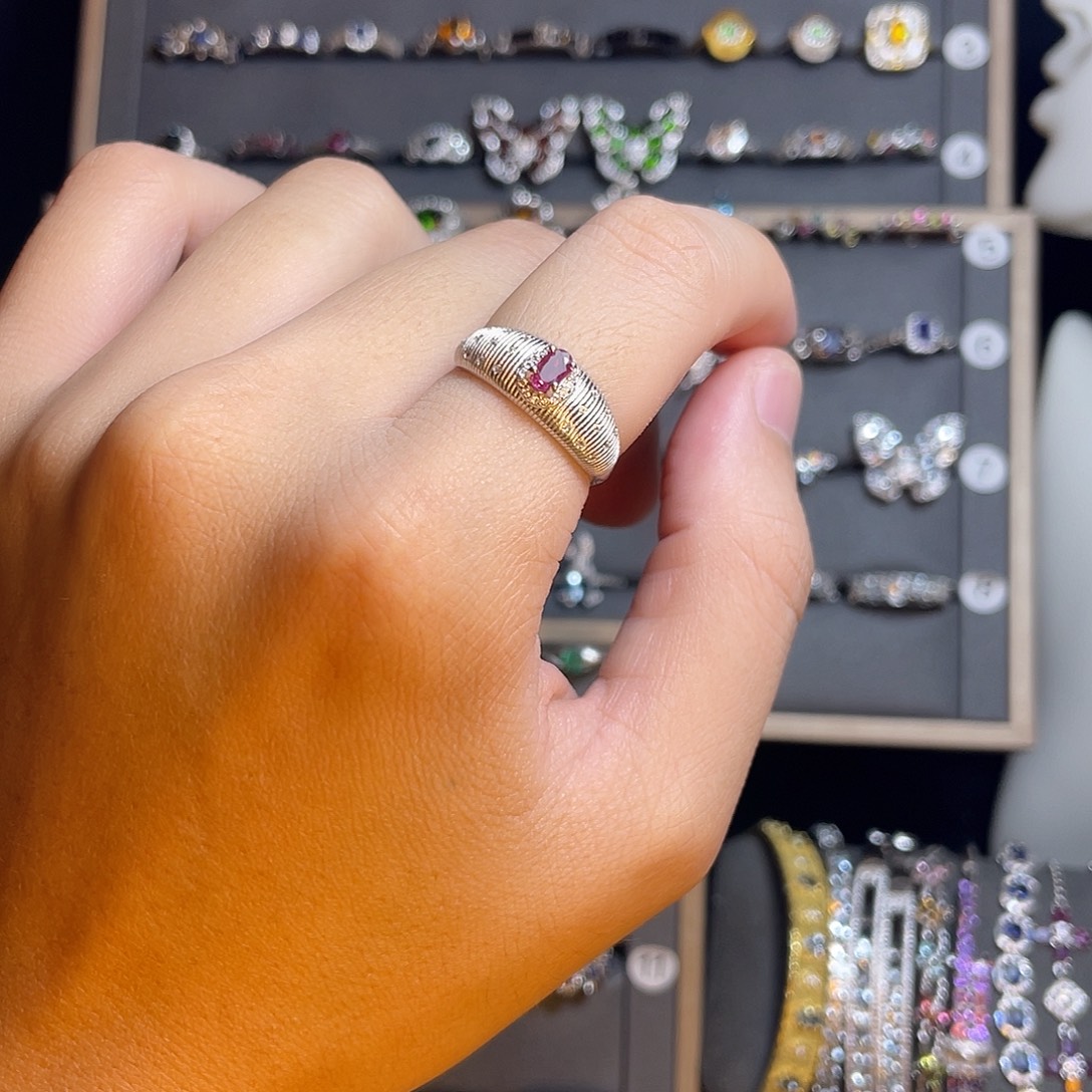 银S925镶嵌戒指红宝石