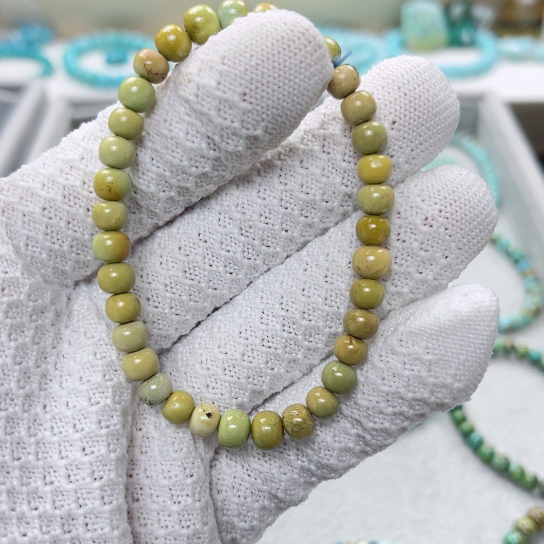 绿松石绿松石未镶嵌