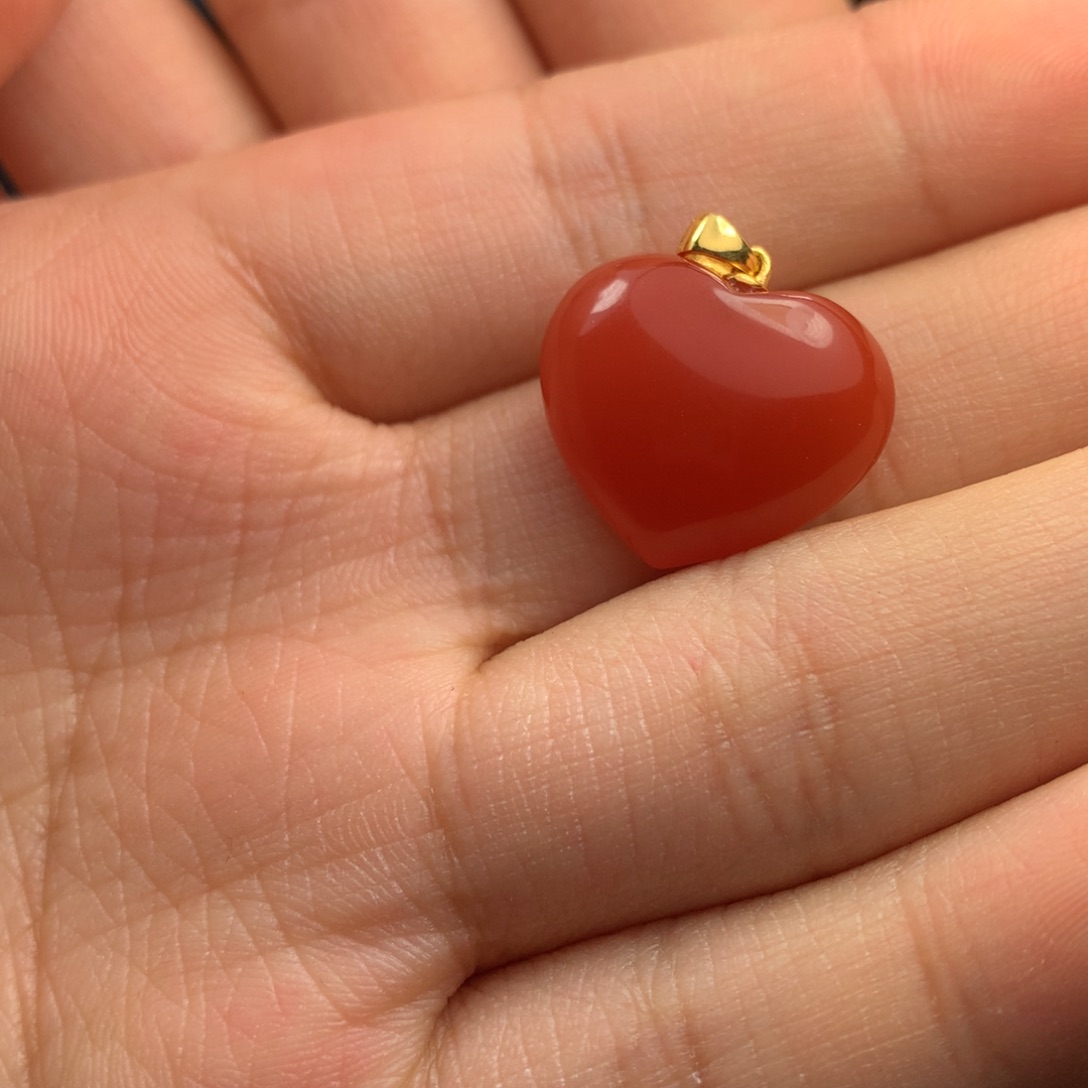 南红玛瑙18K金镶嵌吊坠