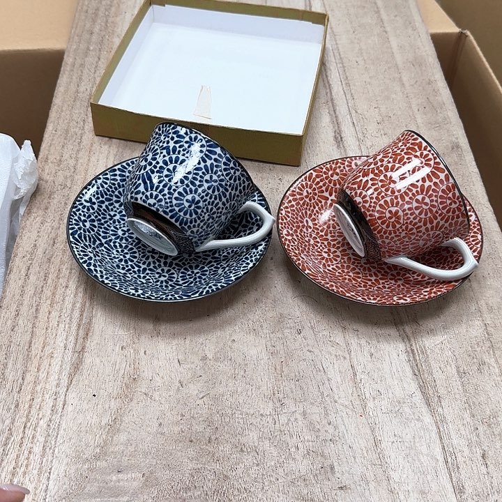 瓷片噗哈哈哈哈哈哈哈哈哈我笑